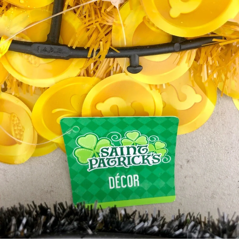3D St. Patrick’s Day Pots of Gold Lucky Decor Wall Hanging New Coins-5 Total